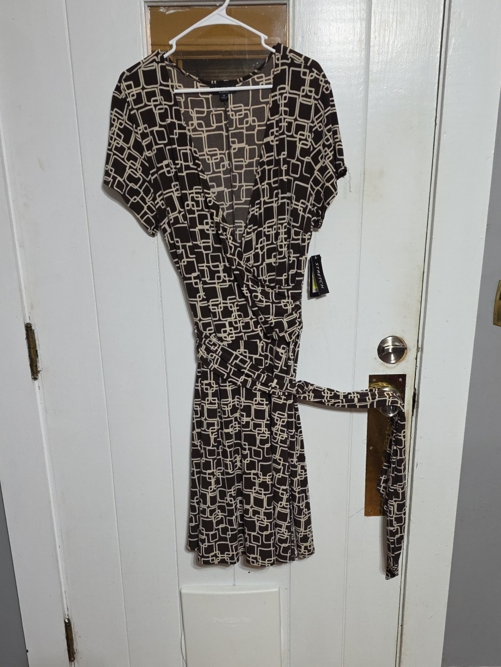 NWT I.N. Studio Brown & Cream Geometric Wrap Midi Dress Stretch Comfort Sz 20